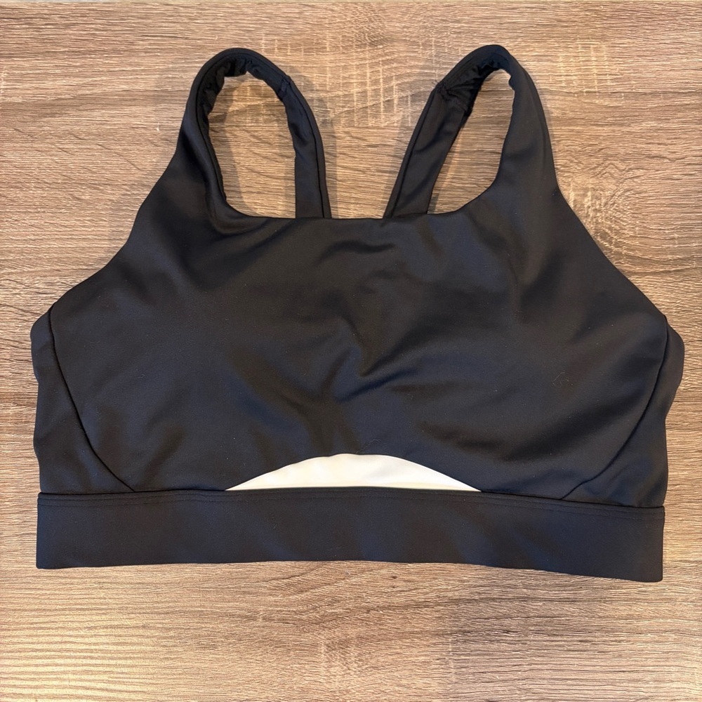 Athleta Women’s Black and White Interval Sports Bra - Est Medium